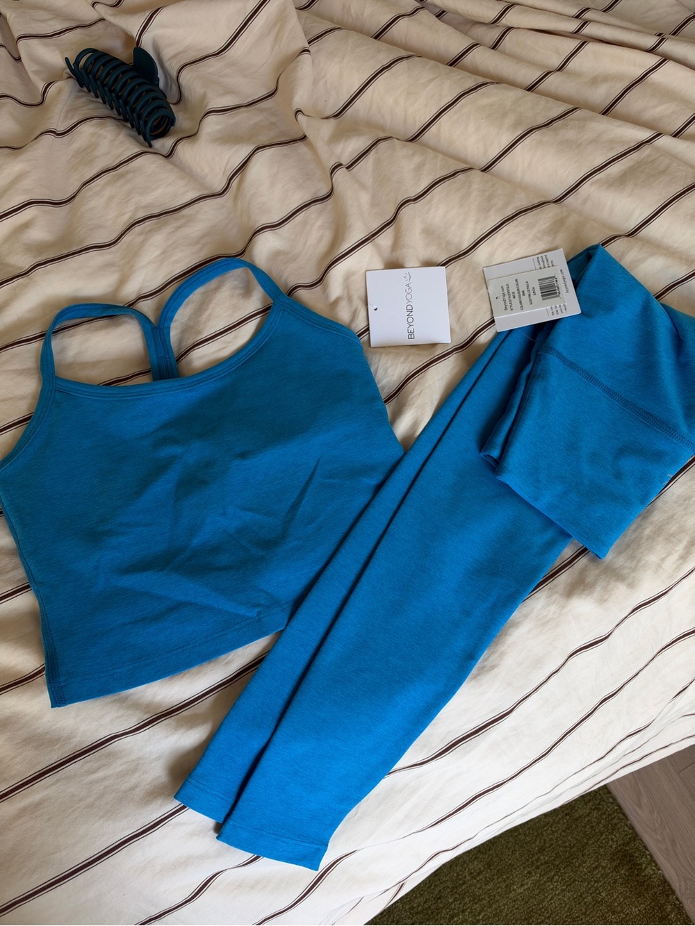 Beyond Yoga Teal-Blue Seamless Ribbed Crop Tank & Leggings Set